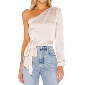 NWT Superdown Scottie One Shoulder Satin Top in Bone Neutral Size XS